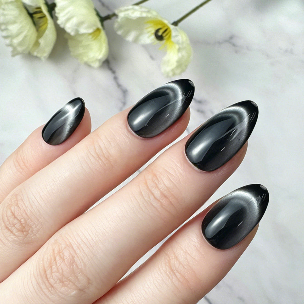 Minimal Black Silver Cat Eye Press-On Nails