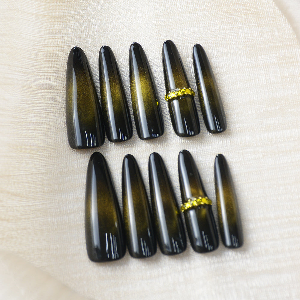 Handmade Black Gold Cat Eye Press-On Nails