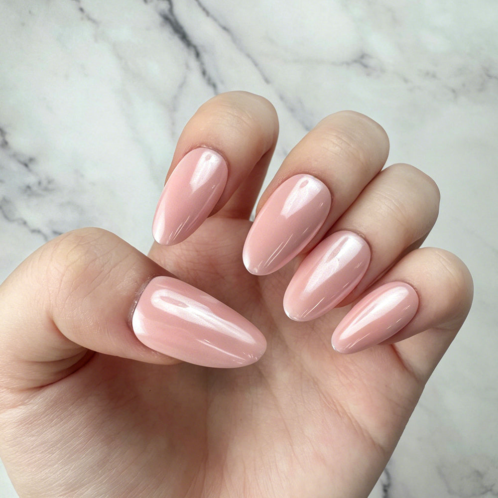 Soft Peach Pearl Glow Press-On Nails